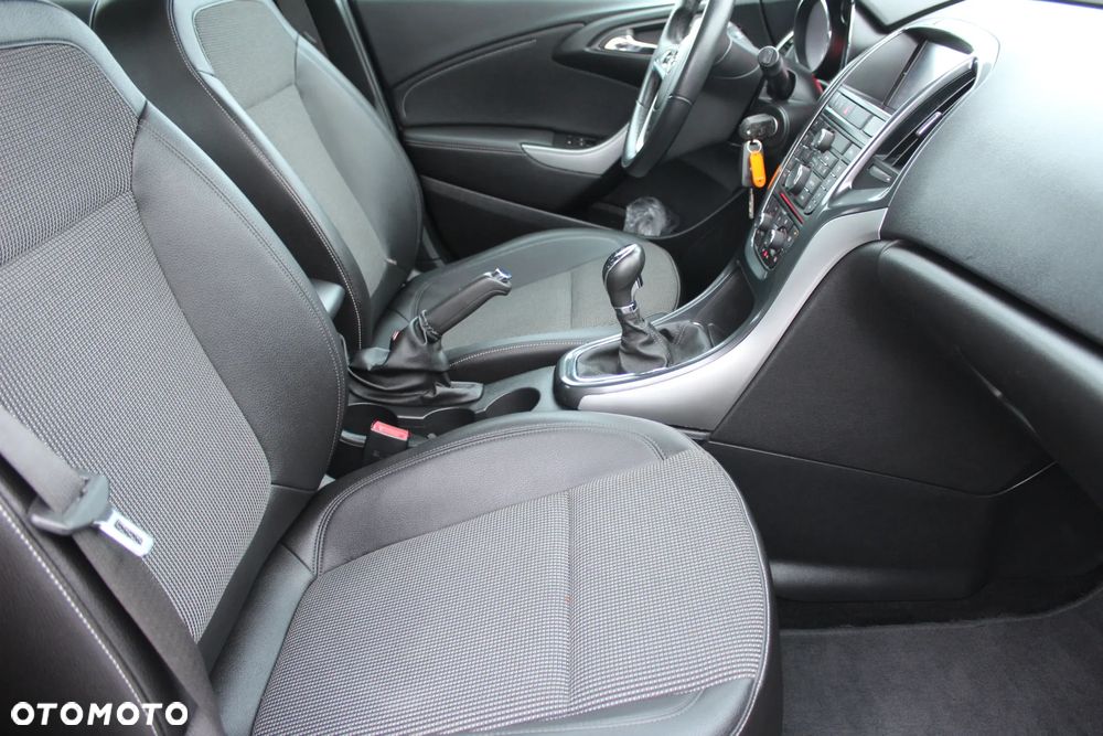 Opel Astra 1.4 T Cosmo S&S - 8