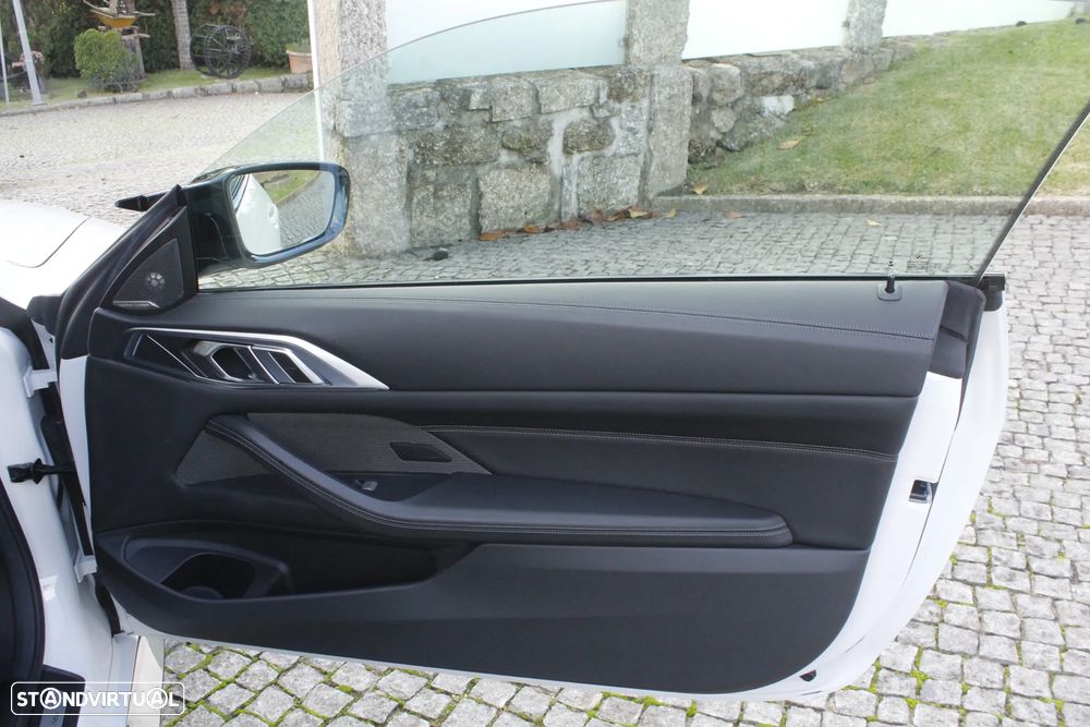 BMW M4 Competition - 30