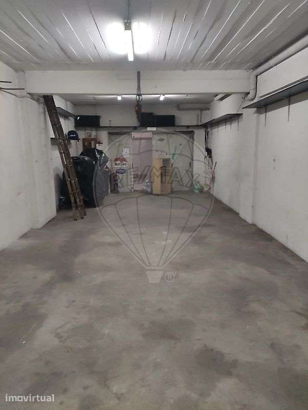 Garagem  para arrendamento - Grande imagem: 5/8