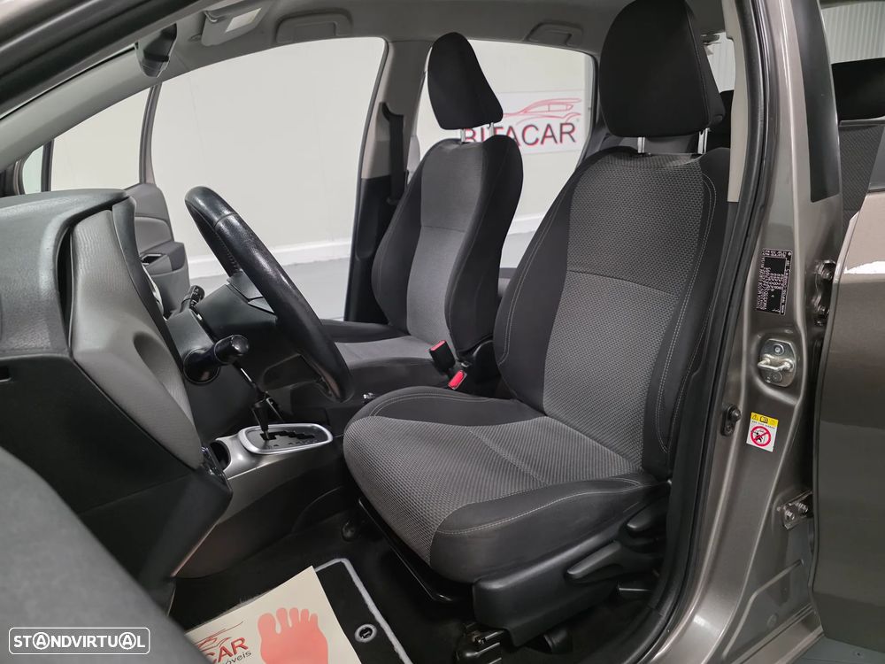 Toyota Yaris 1.5 HSD Comfort+P.Style - 43