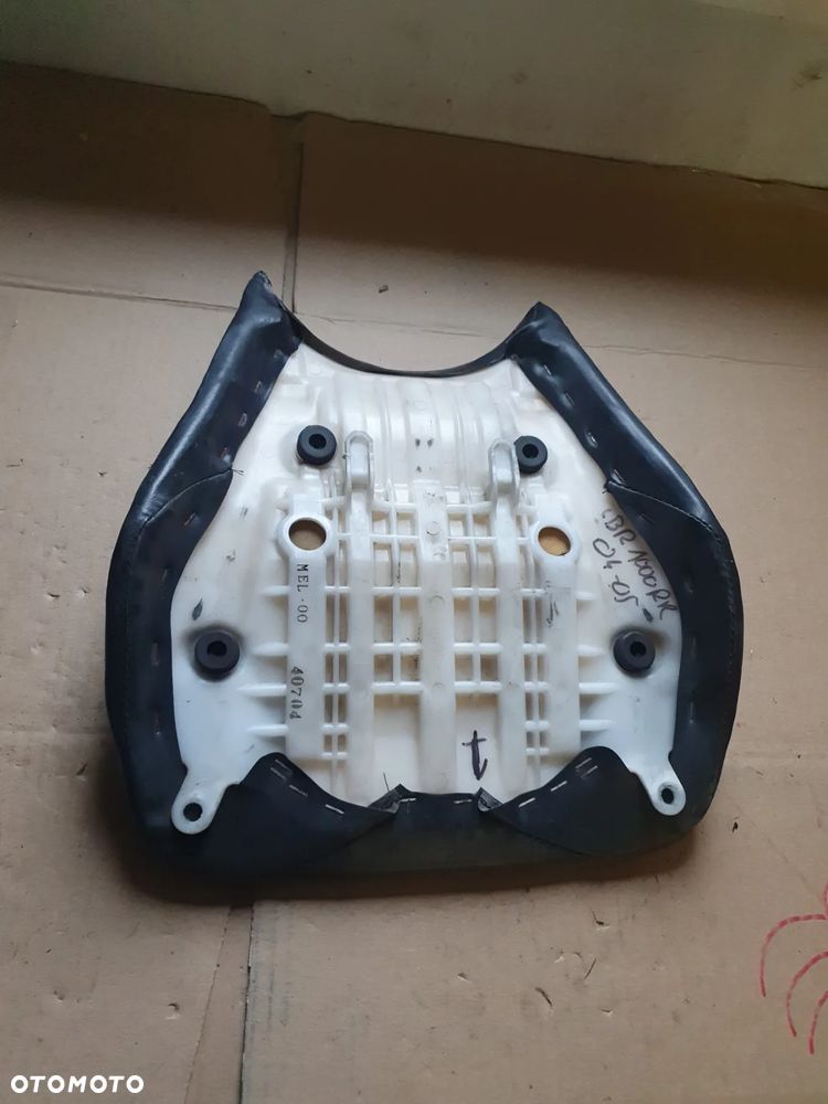 Honda CBR 1000RR Fireblade (2004 - 2005) Siedzenie kanapa kierowcy przód - 2