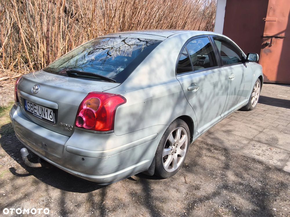Toyota Avensis 2.0 VVT-i Prestige - 1