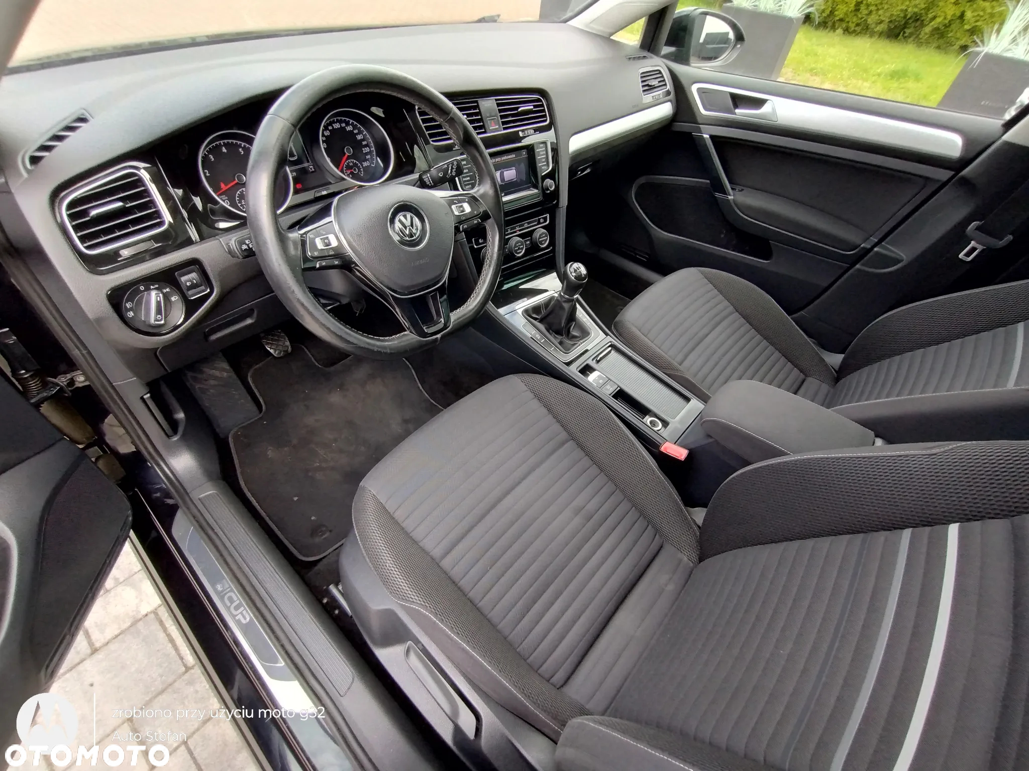 Volkswagen Golf - 15