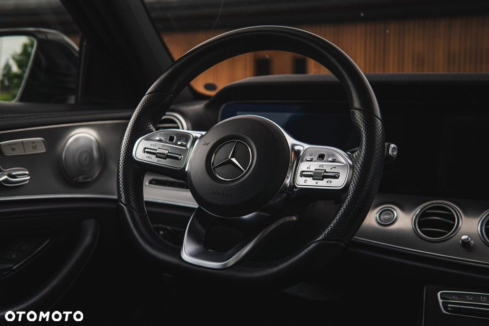 Mercedes-Benz Klasa E 200 d 9G-TRONIC - 14
