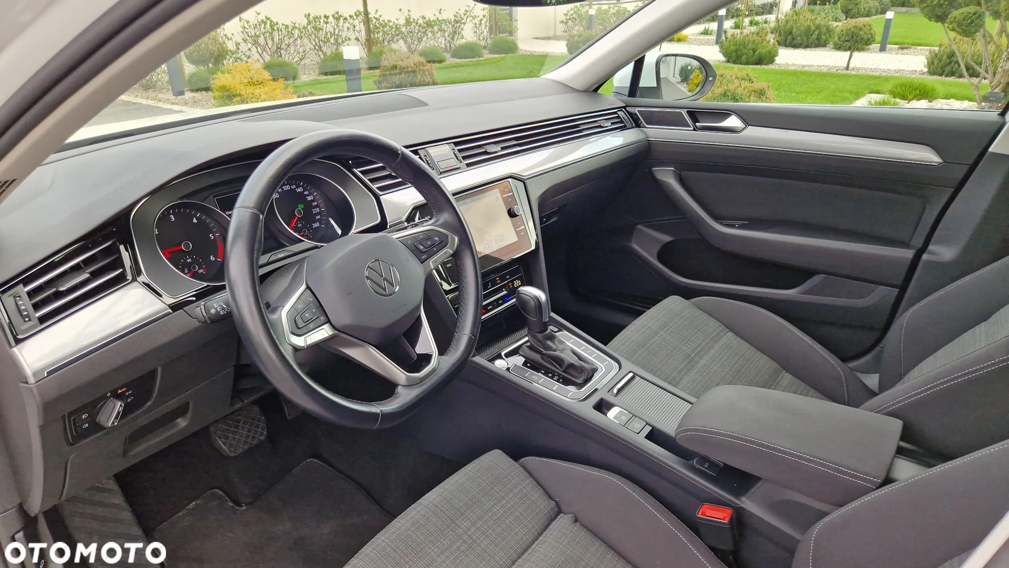 Volkswagen Passat Variant 2.0 TDI SCR DSG Business - 10