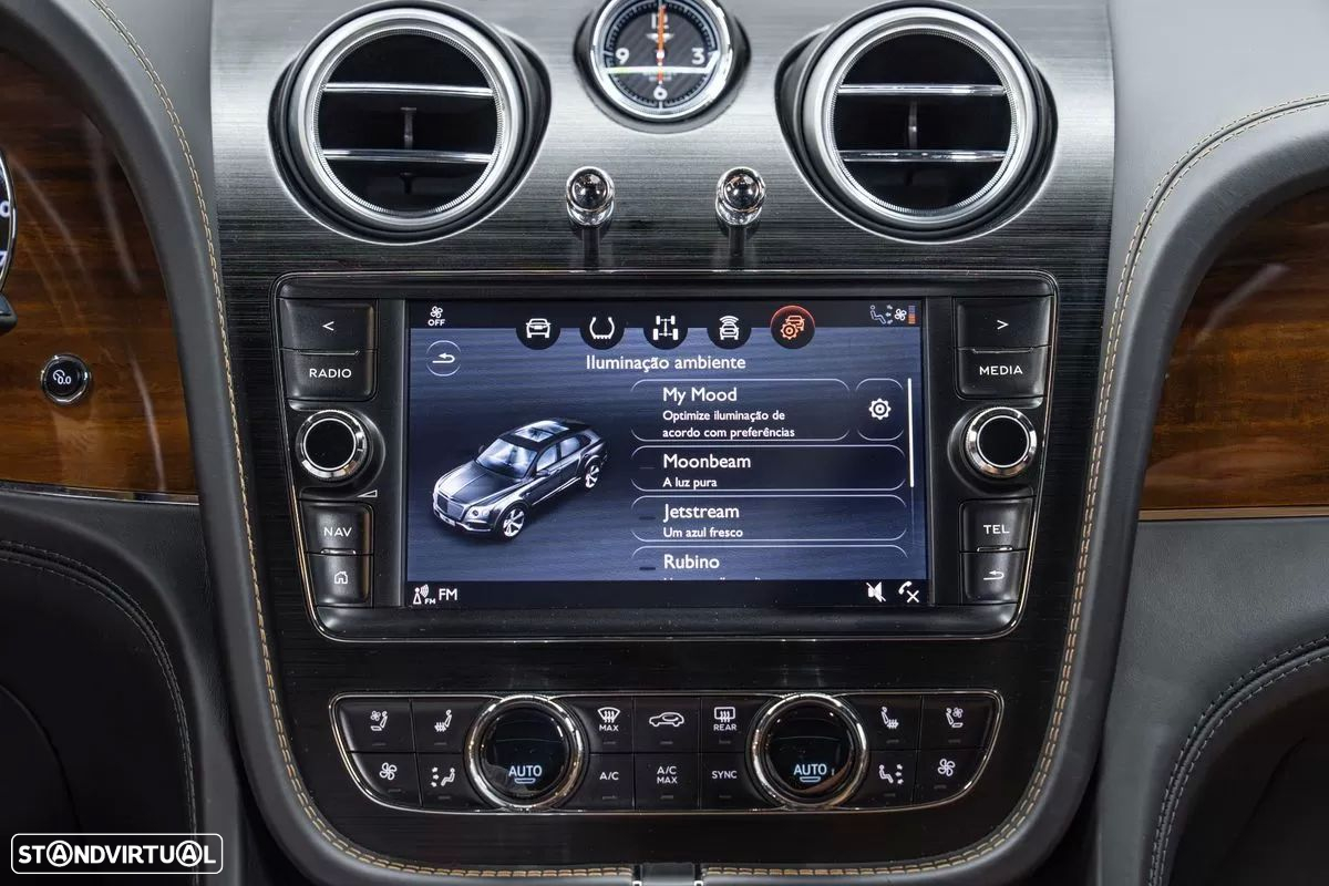 Bentley Bentayga V8 - 39