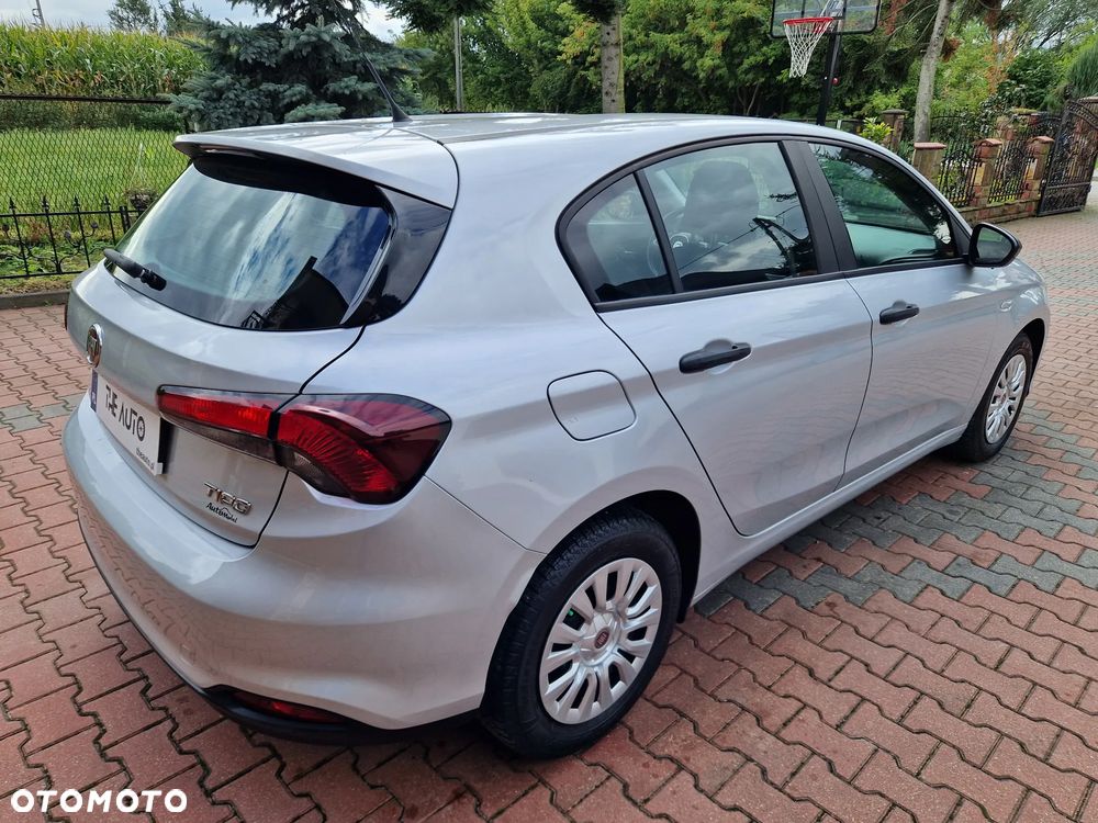 Fiat Tipo 1.4 T-Jet 16v Easy - 35