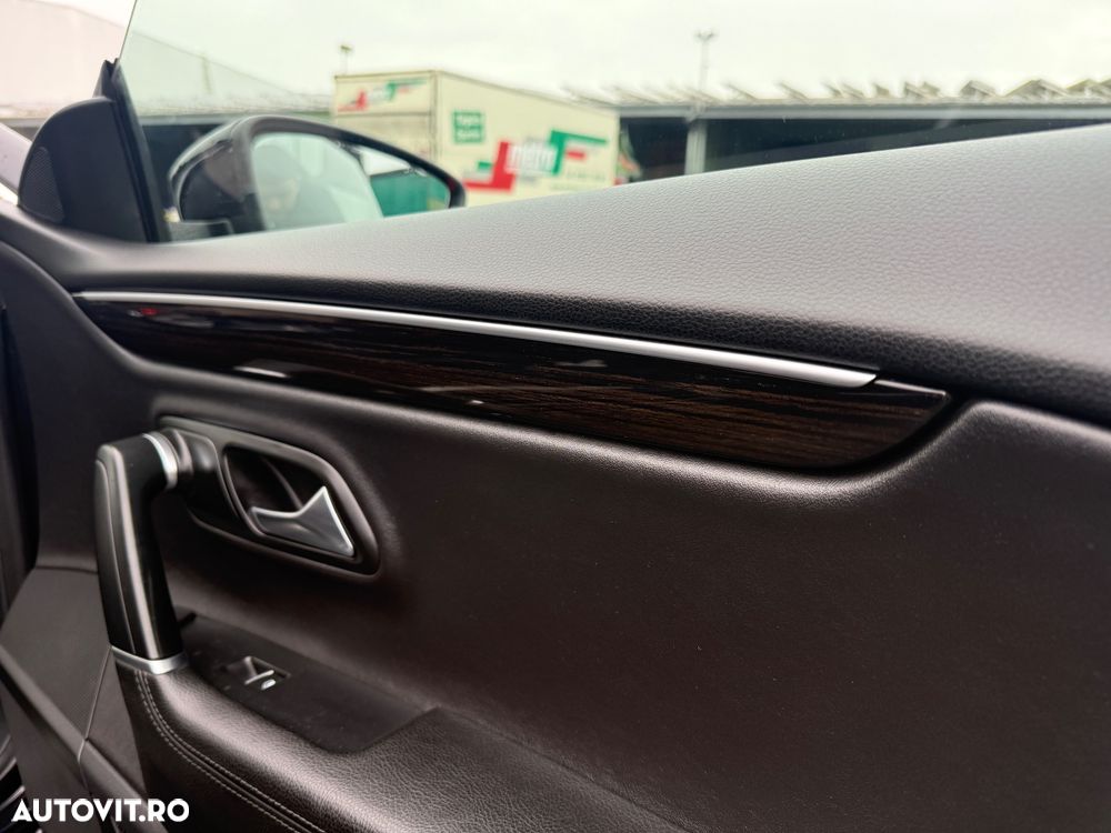 Volkswagen Passat CC 2.0 TDI BlueMotion Technology DSG - 19