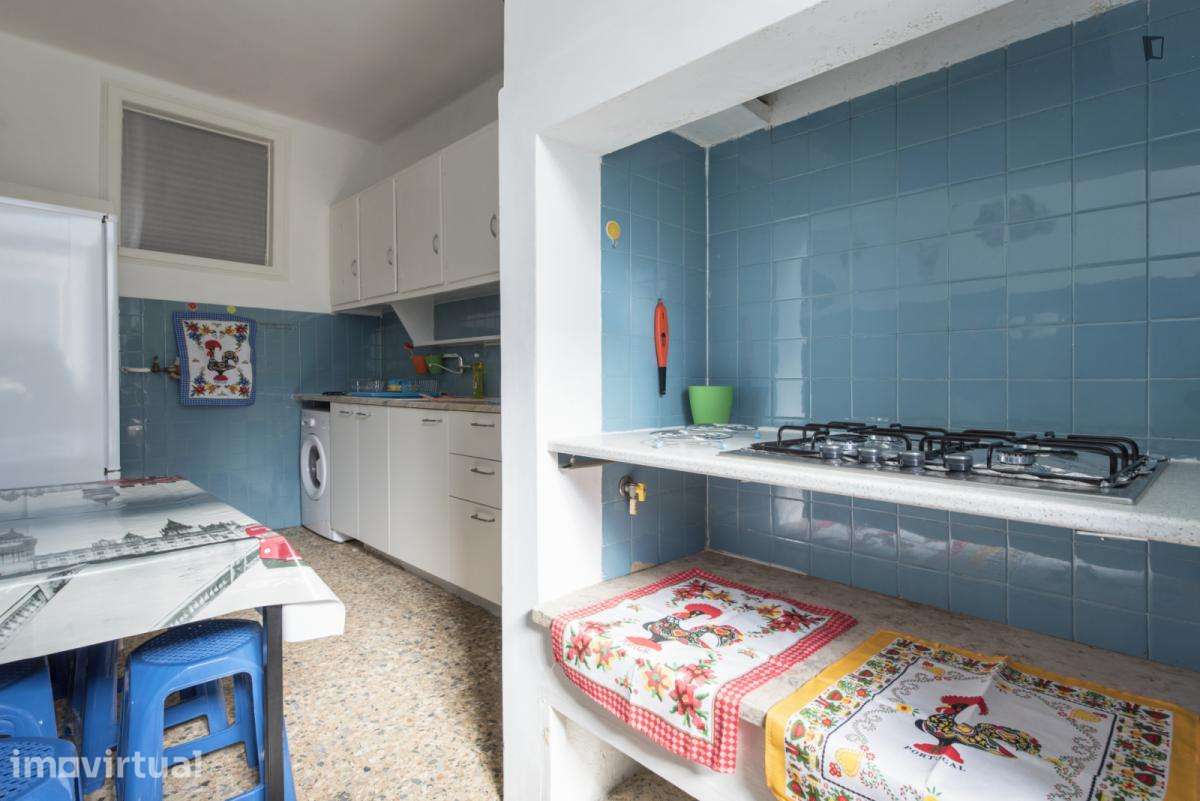 Quarto - localizado em Saldanha Lisbon - Grande imagem: 4/21