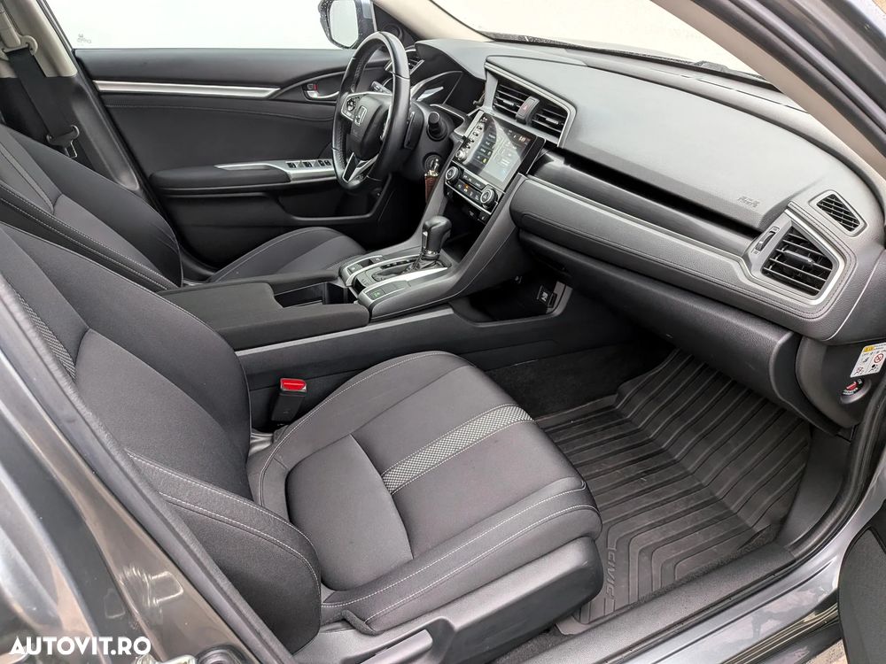 Honda Civic 1.5 i-VTEC Turbo CVT Prestige - 13