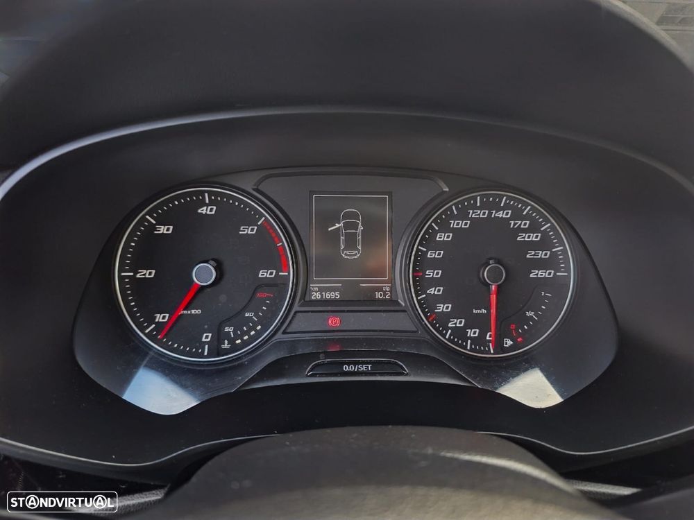 SEAT Leon 1.6 TDI DPF Ecomotive Sport - 10