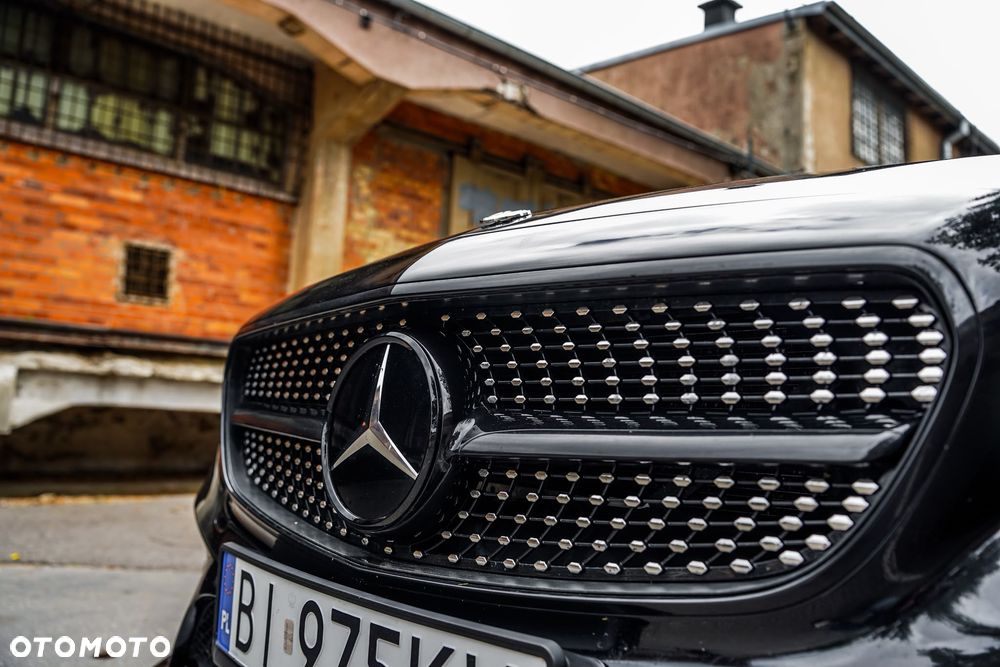 Mercedes-Benz Klasa E 220 d 9G-TRONIC - 8