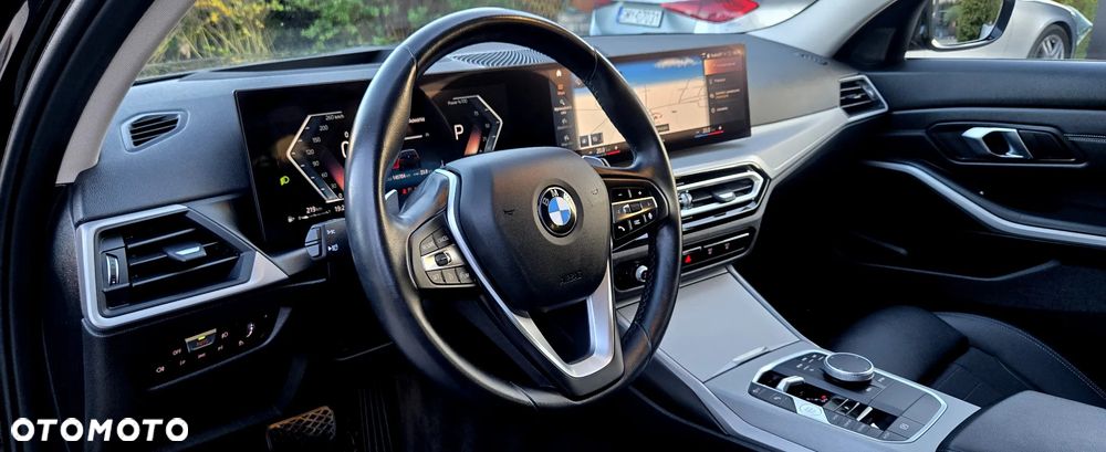 BMW Seria 3 320d M Sport Shadow - 23