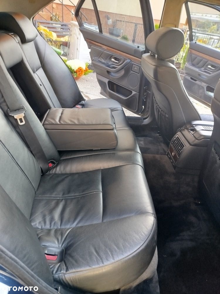 BMW Seria 7 730d - 6