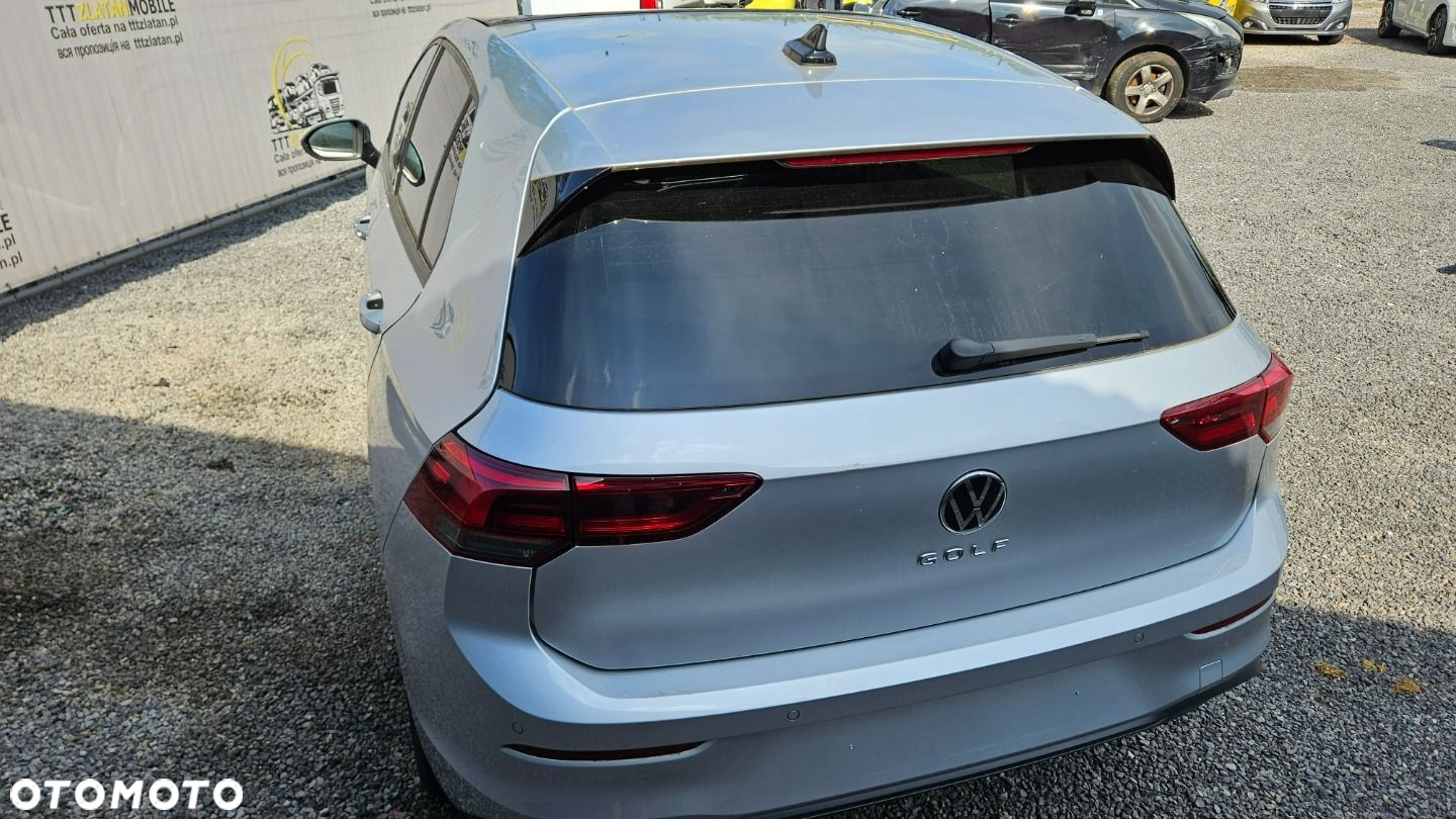 Volkswagen Golf - 15