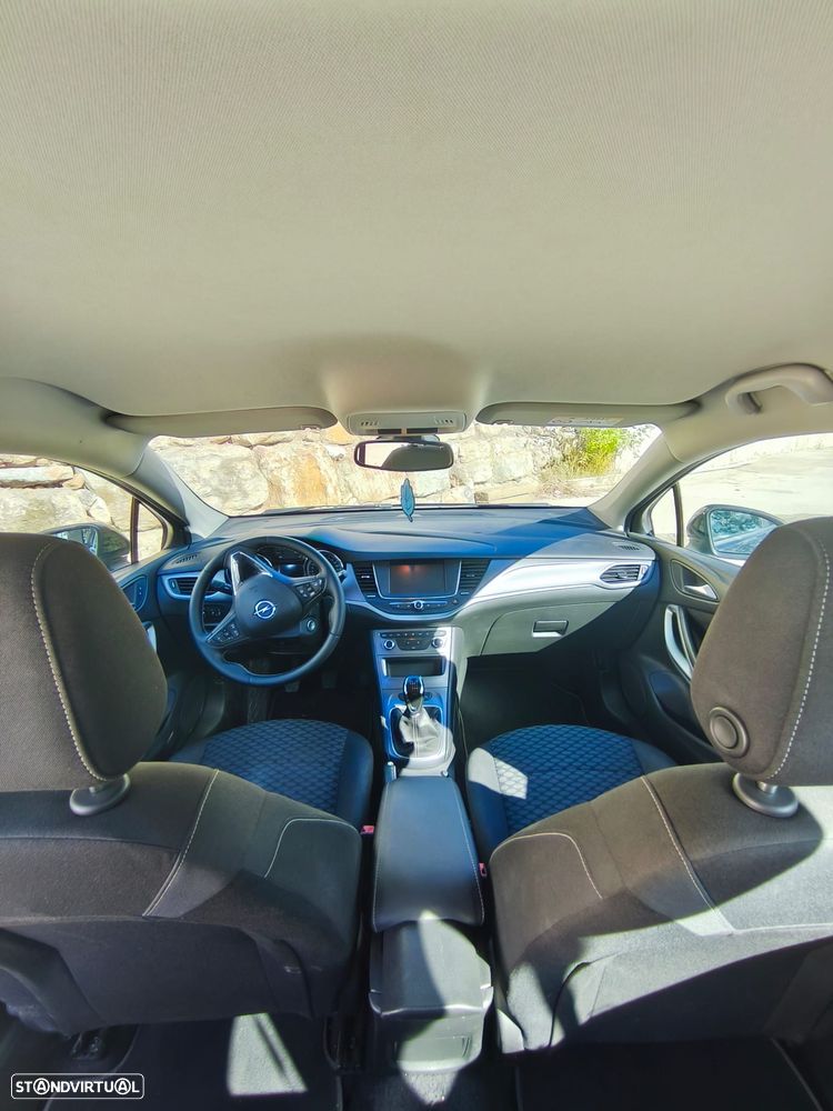 Opel Astra Sports Tourer 1.6 CDTI Ecotec Business Edition S/S — fotografia 4
