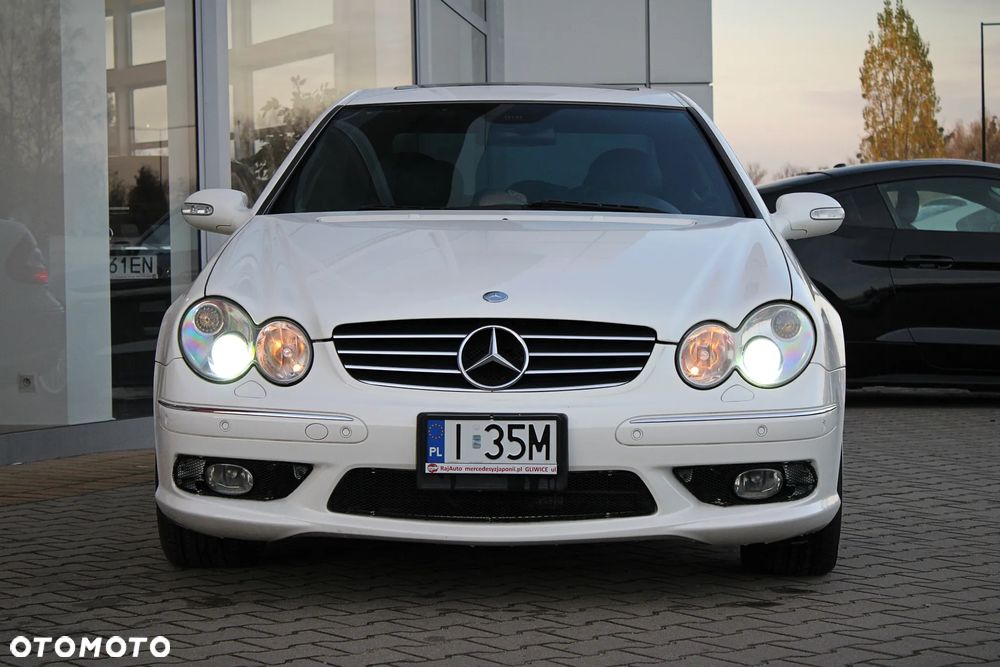 Mercedes-Benz CLK - 12