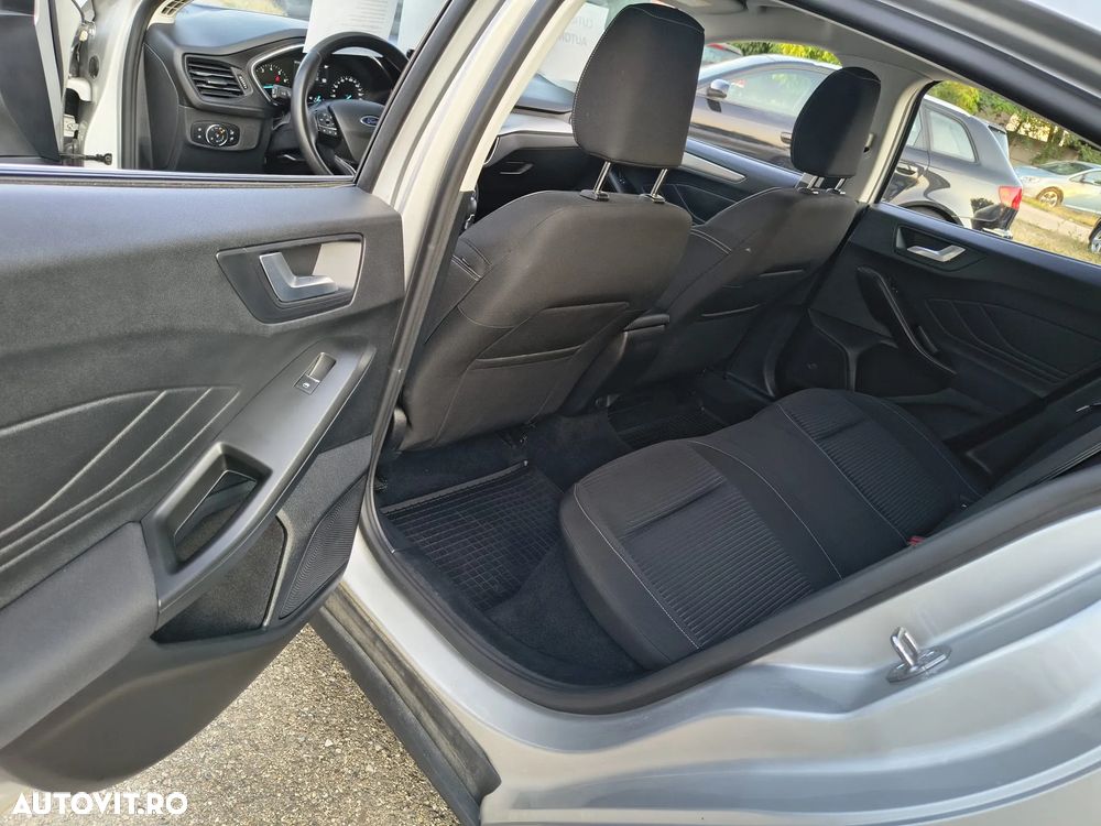 Ford Focus 1.0 EcoBoost MHEV Titanium - 5