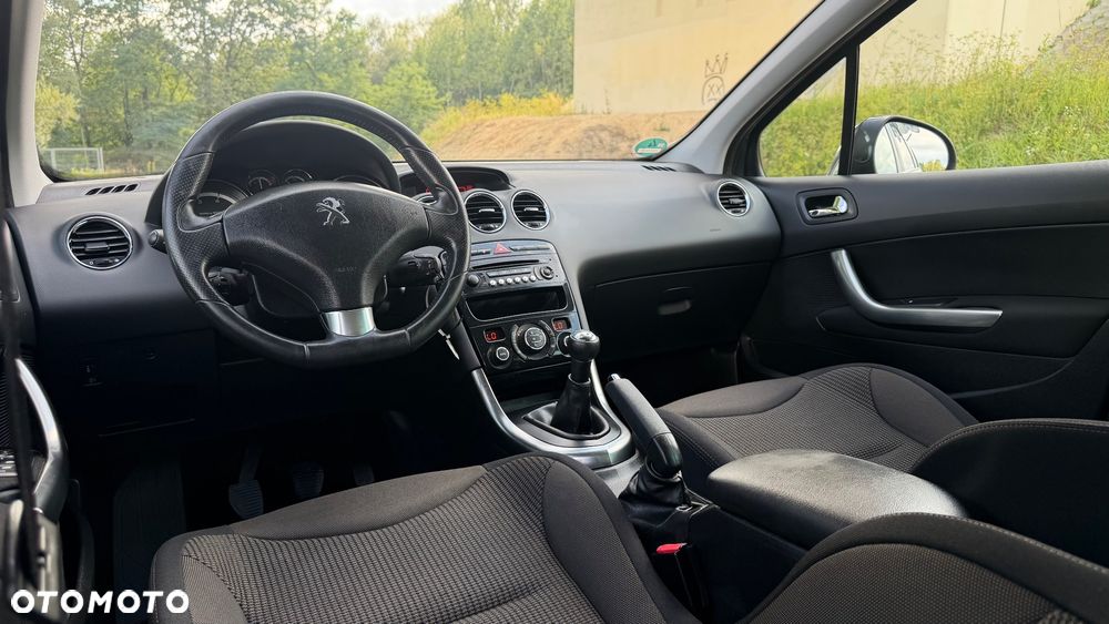 Peugeot 308 1.6 Premium - 19