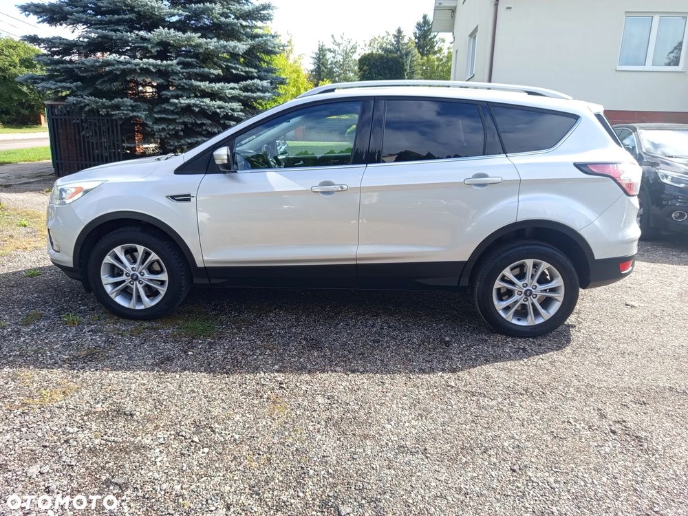 Ford Kuga 2.0 TDCi FWD Edition - 24