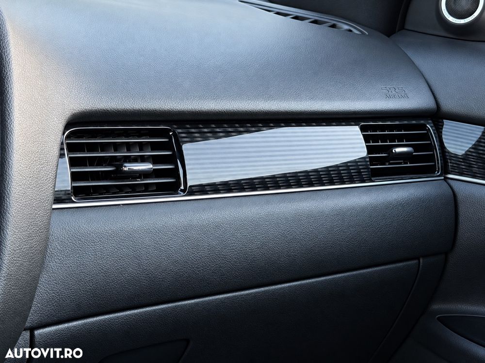 Mitsubishi Outlander - 34