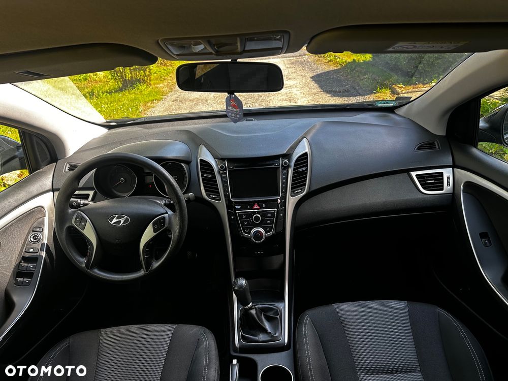 Hyundai i30 1.4 Premium - 8