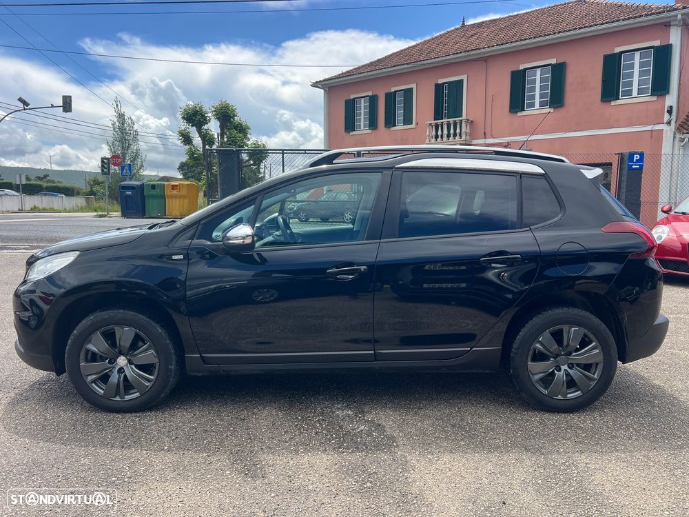 Peugeot 2008 1.2 PureTech Style - 27
