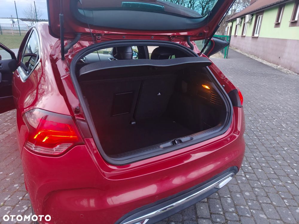 Citroën DS4 1.6 e-HDi SoChic MCP - 8