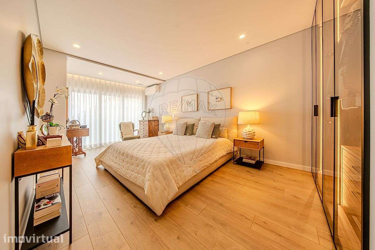 Apartamento T4 para venda - Grande imagem: 2/44