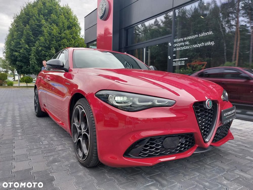 Alfa Romeo Giulia - 4