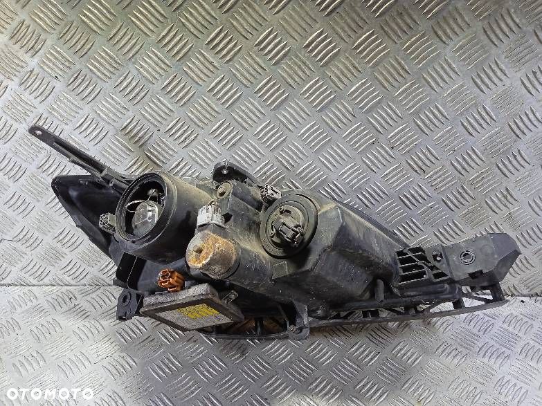LAMPA LEWA PRZEDNIA MAZDA 3 - 3
