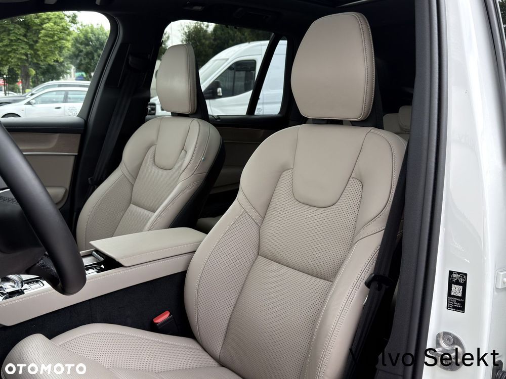 Volvo XC 90 - 24
