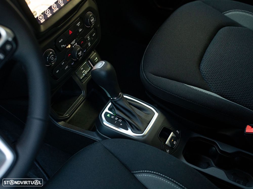 Jeep Renegade 1.5 TG e-Hybrid Limited DCT - 31