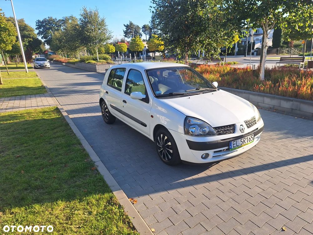 Renault Clio 1.4 16V Privilege - 3