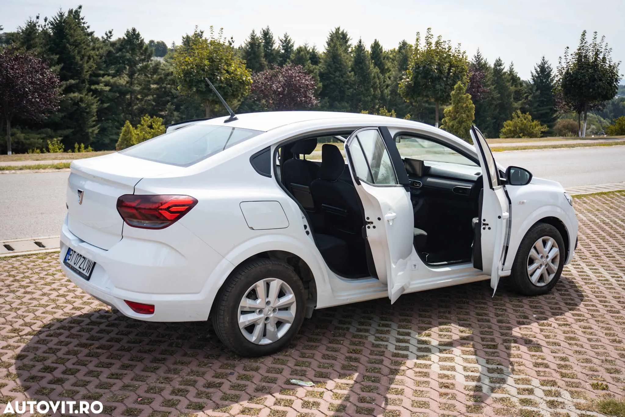Dacia Logan ECO-G 100 MT6 Comfort - 23