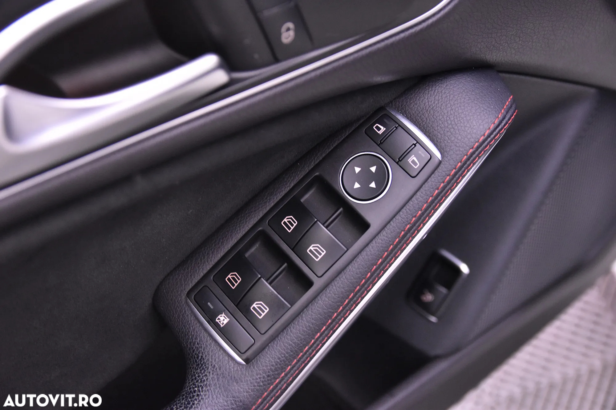 Mercedes-Benz CLA 180 7G-DCT AMG Line - 14