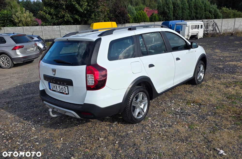 Dacia Logan TCe 90 S&S Easy-R Stepway Celebration - 8
