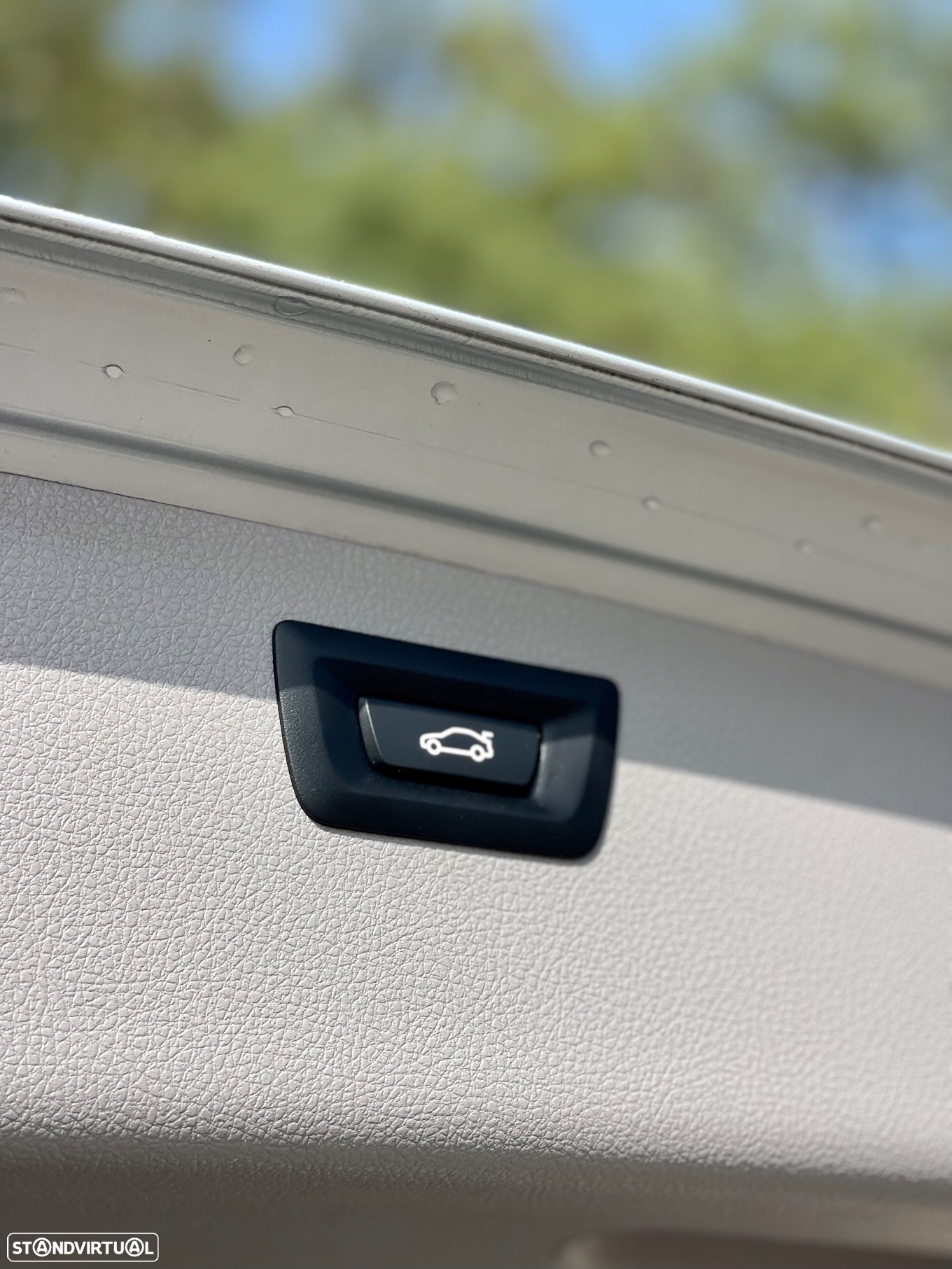 BMW 320 d Touring xDrive Auto - 26