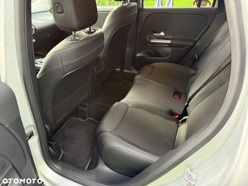 Mercedes-Benz GLA 220 d 4-Matic 8G-DCT - 20