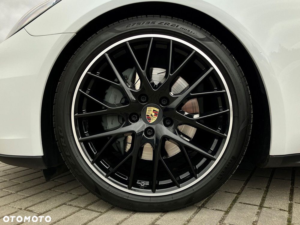 Porsche Panamera - 11