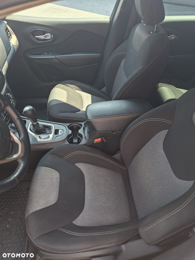 Jeep Cherokee 3.2 V6 Active Drive I Limited - 13