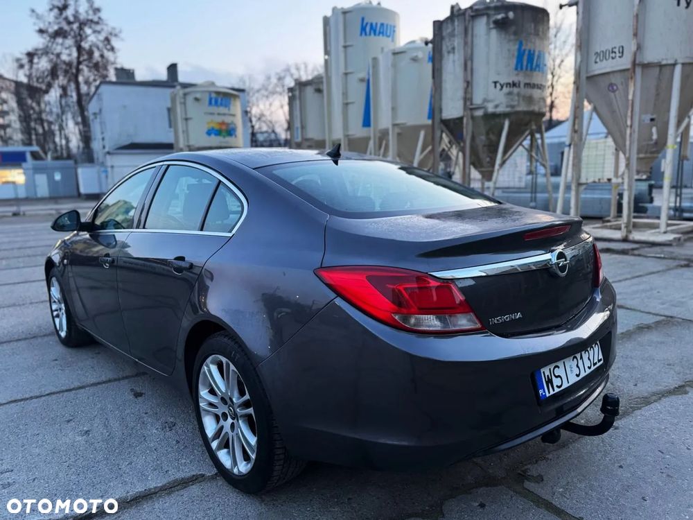 Opel Insignia 1.6 - 4