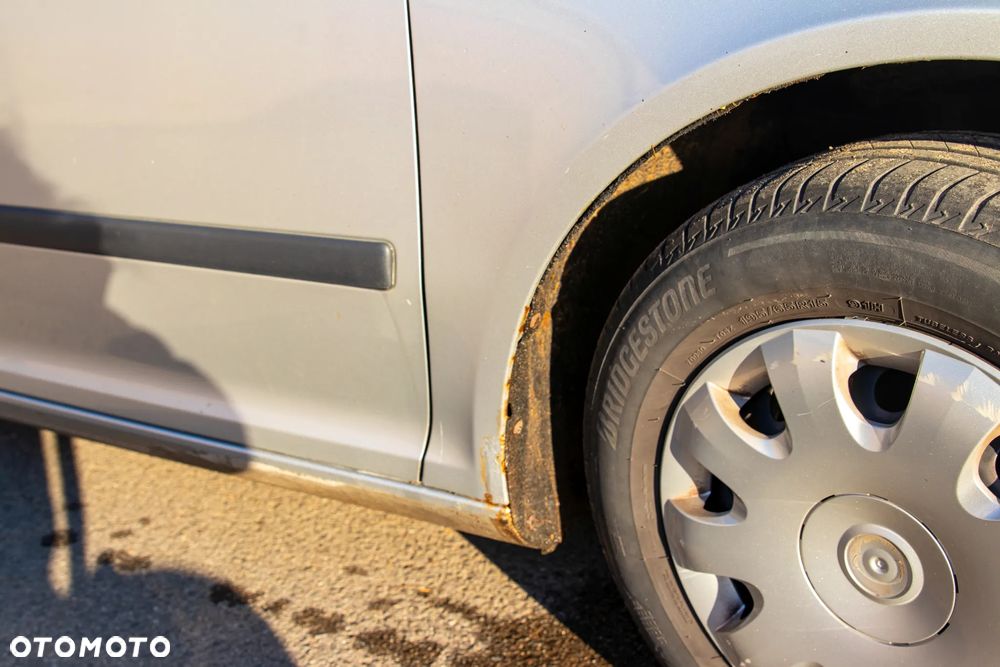 Skoda Octavia 1.6 Ambiente - 3