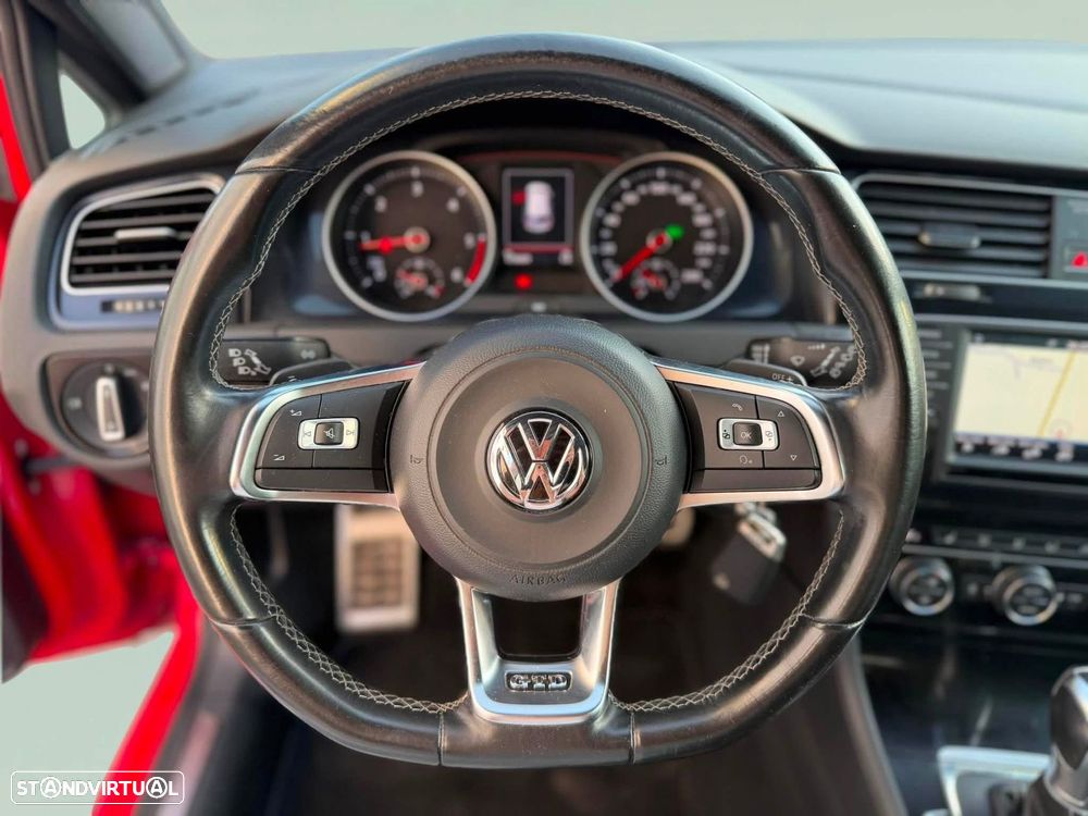 VW Golf 2.0 TDI GTD DSG - 9