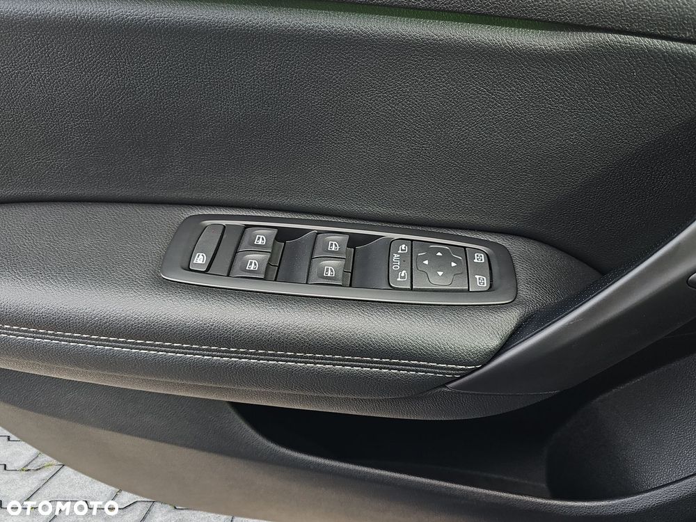 Renault Megane 1.3 TCe Techno - 25