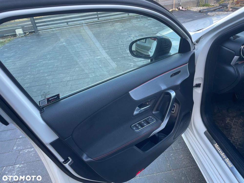 Mercedes-Benz Klasa A 200 AMG Line 7G-DCT - 9