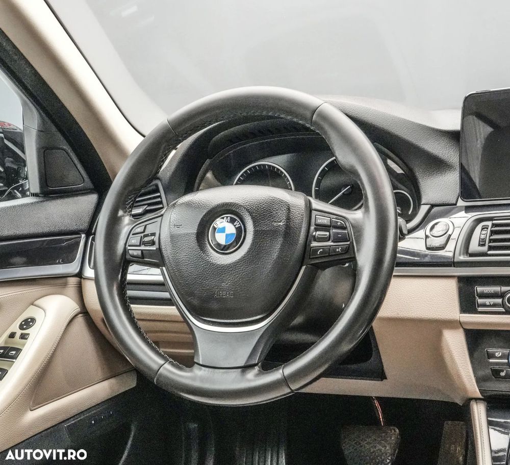 BMW Seria 5 520d xDrive - 19