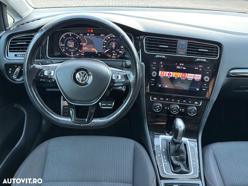Volkswagen Golf 1.6 TDI DSG Sound - 6