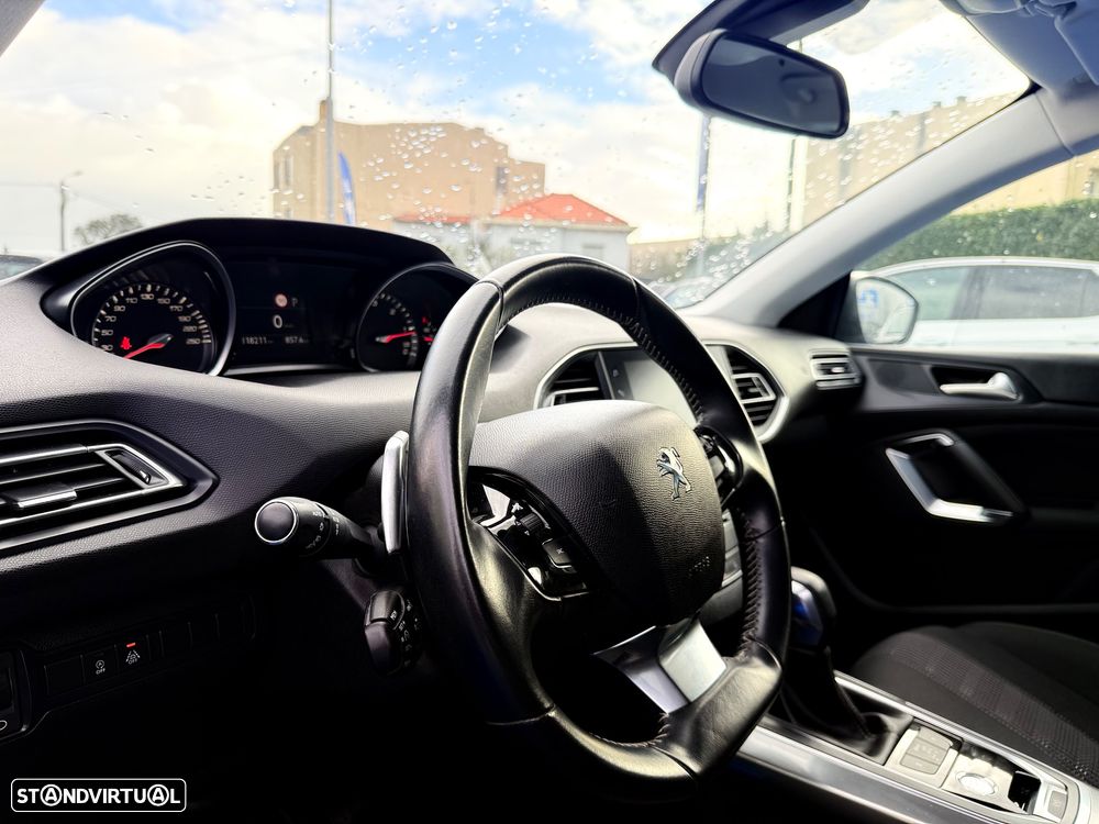 Peugeot 308 SW BlueHDi 130 EAT8 Stop & Start Active Pack - 9