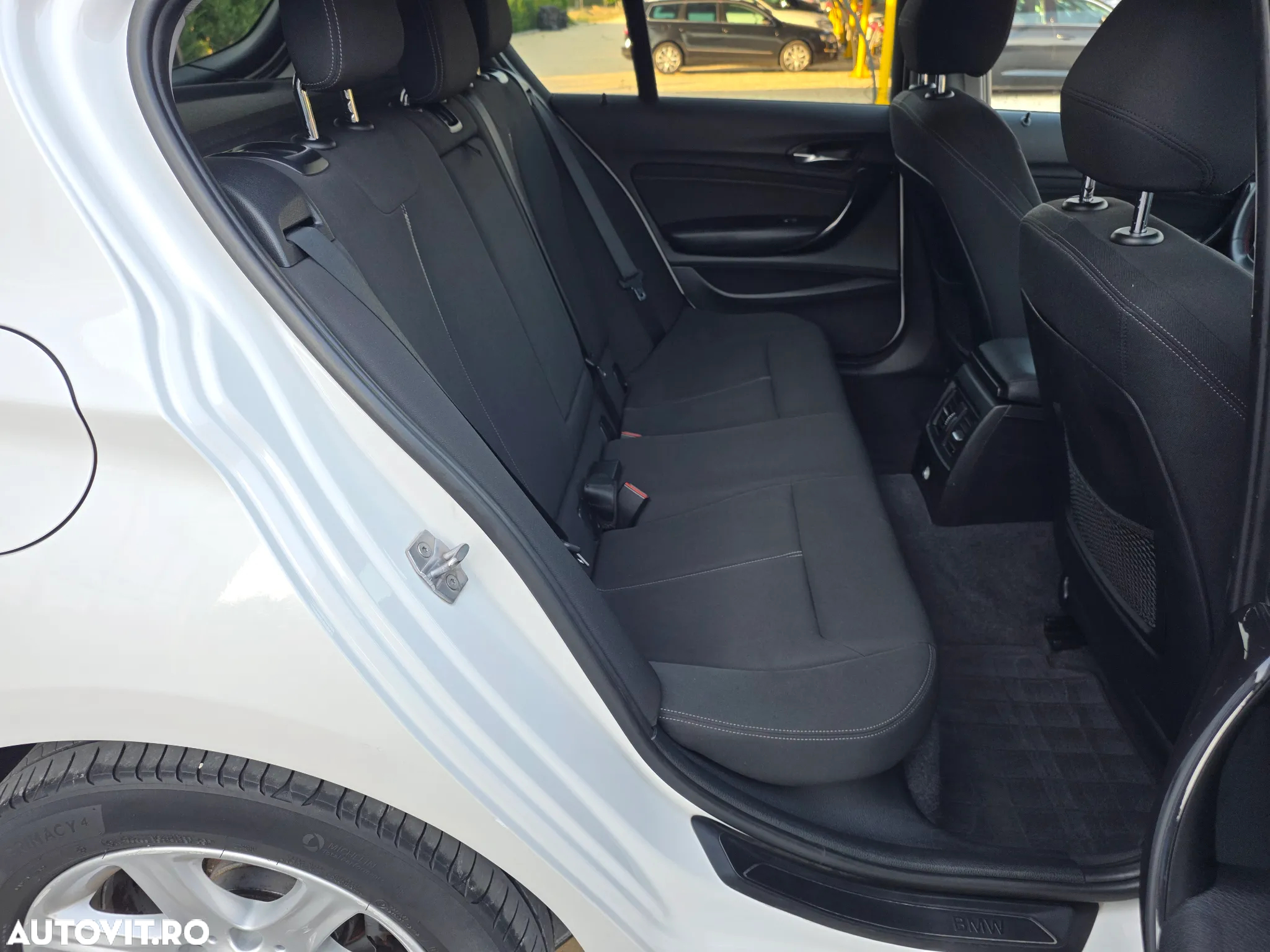 BMW Seria 1 118d Sport Line - 13
